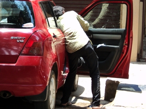 How to Remove Car Window Tint?