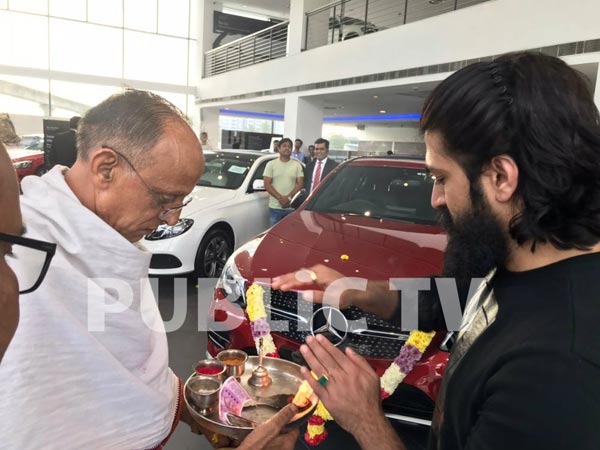 ಬರೋಬ್ಬರಿ 3 ಮರ್ಸಿಡಿಸ್ ಐಷಾರಾಮಿ ಕಾರುಗಳನ್ನು ಖರೀದಿಸಿದ ರಾಕಿಂಗ್ ಸ್ಟಾರ್ !!