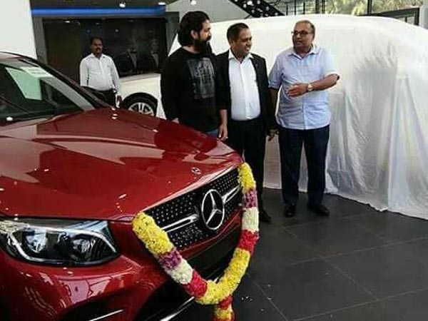 ಬರೋಬ್ಬರಿ 3 ಮರ್ಸಿಡಿಸ್ ಐಷಾರಾಮಿ ಕಾರುಗಳನ್ನು ಖರೀದಿಸಿದ ರಾಕಿಂಗ್ ಸ್ಟಾರ್ !!