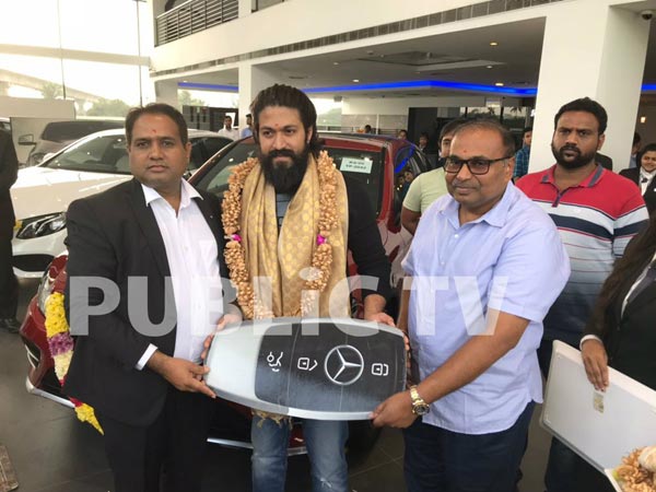 ಬರೋಬ್ಬರಿ 3 ಮರ್ಸಿಡಿಸ್ ಐಷಾರಾಮಿ ಕಾರುಗಳನ್ನು ಖರೀದಿಸಿದ ರಾಕಿಂಗ್ ಸ್ಟಾರ್ !!