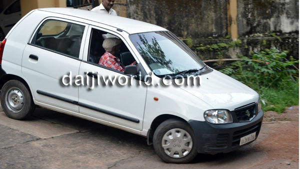 ವಯಸ್ಸು 103, ಆದ್ರು ಕಡಿಮೆ ಆಗಿಲ್ಲಾ ಇವರ ಕ್ಯಾಬ್ ಚಾಲನೆಯಲ್ಲಿನ ಹುಮ್ಮಸ್ಸು...