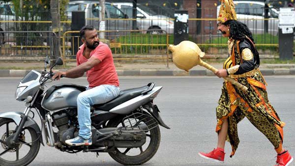 ಟ್ರಾಫಿಕ್ ರೂಲ್ಸ್ ಬ್ರೇಕ್ ಮಾಡ್ತೀರಾ? ಹಾಗಾದ್ರೆ ಯಮರಾಜ ನಿಮ್ಮನ್ನು ಬಿಡಲಾರ..!