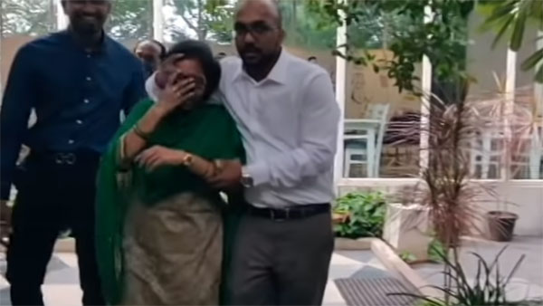 ಮಗ ನೀಡಿದ ದುಬಾರಿ ಗಿಫ್ಟ್ ಕಂಡು ಭಾವುಕರಾದ ತಾಯಿ..