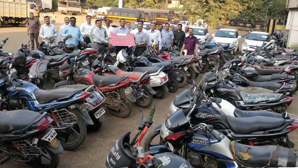 ಸುಮಾರು 200ಕ್ಕು ಹೆಚ್ಚು ಕದ್ದ ದ್ವಿಚಕ್ರ ವಾಹನಗಳನ್ನು ಪತ್ತೆ ಹಚ್ಚುವಲ್ಲಿ ಯಶಸ್ವಿಯಾದ ಪೊಲೀಸರು