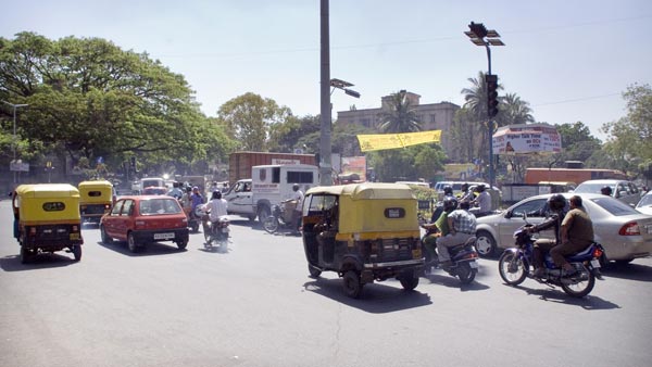 ಬೆಂಗಳೂರಿನಲ್ಲಿ ಹೊಸ ವಾಹನ ಖರೀದಿಗೆ ಬ್ರೇಕ್ ಹಾಕಲು ರಾಜ್ಯ ಸರ್ಕಾರದಿಂದ ಹೊಸ ಕಾನೂನು?