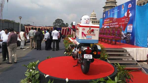 ಗ್ರಾಮೀಣ ಭಾಗದ ಜನರ ಜೀವರಕ್ಷಣೆ ಮಾಡುತ್ತಿದೆ ಬೈಕ್ ಆಂಬ್ಯುಲೆನ್ಸ್..!