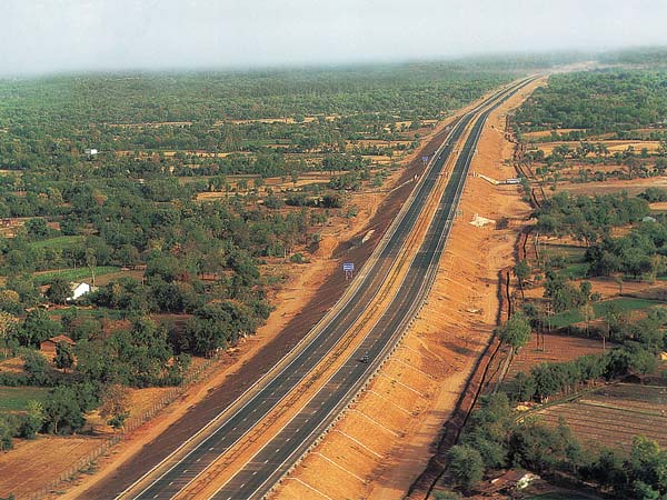 ಭಾರತ್ಮಾಲಾ 2ನೇ ಹಂತದ ಯೋಜನೆಯಲ್ಲಿ ಕರ್ನಾಟಕಕ್ಕೆ ಮತ್ತೊಂದು ಸಿಹಿಸುದ್ದಿ..!