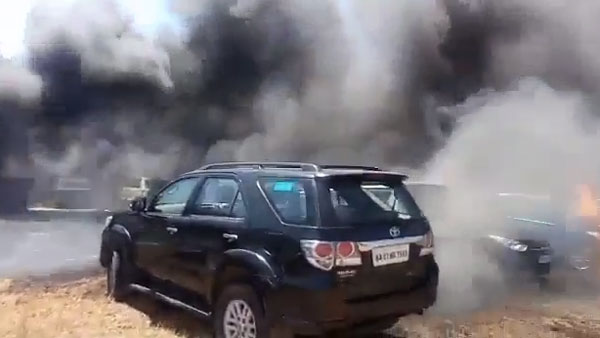 ಏರ್ ಶೋ ವೇಳೆ ಅಗ್ನಿ ದುರಂತ- ಕಾರು ಮಾಲೀಕರಿಗೆ ಧೈರ್ಯ ತುಂಬಿದ ಟೊಯೊಟಾ..!
