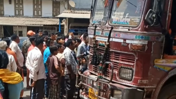 ಲಾರಿ ಗುದ್ದಿದ ನಂತರ ಟಾಟಾ ಹ್ಯಾರಿಯರ್ ಕಾರಿನ ಪರಿಸ್ಥಿತಿ ಏನಾಗಿದೆ ನೀವೆ ನೋಡಿ..