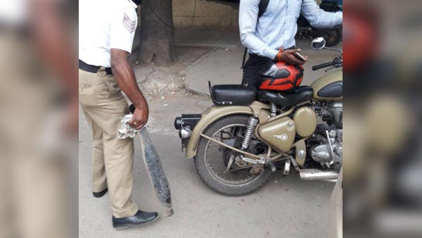 ಜೆಸಿಬಿ ಇಂದ ಮಾಡಿಫೈಡ್ ಸೈಲೆನ್ಸರ್ಗಳನ್ನು ದ್ವಂಸ ಮಾಡಿದ ದಾವಣಗೆರೆಯ ಪೊಲೀಸರು..