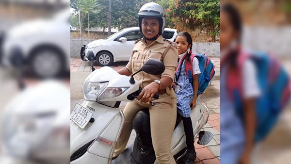 ವಾಹನ ಮಾಲೀಕರಿಂದ ಪ್ರತಿಭಟನೆ- ಮಕ್ಕಳನ್ನು ಶಾಲೆಗಳಿಗೆ ತಲುಪಿಸಿದ ಪೊಲೀಸರು