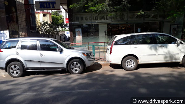 ಎಂಎಲ್ಎ ಮಗ ಎಂದು ಕಾರಿನ ಮೇಲೆ ಸ್ಟಿಕ್ಕರ್ ಅಂಟಿಸಿಕೊಂಡ ಭೂಪ