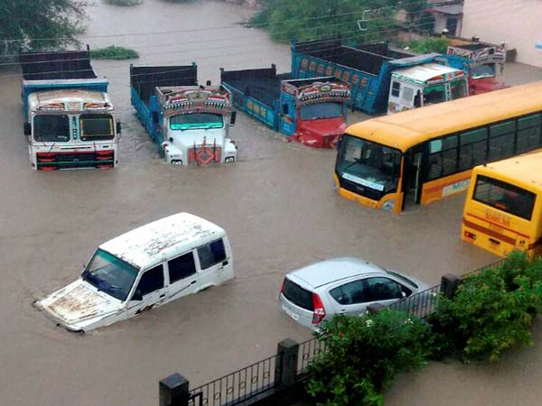 ಮುಂಬೈ ಮಹಾಮಳೆ: ತುರ್ತು ಸೇವೆಗಾಗಿ ಹ್ಯುಂಡೈನಿಂದ ಟಾಸ್ಕ್ ಫೋರ್ಸ್