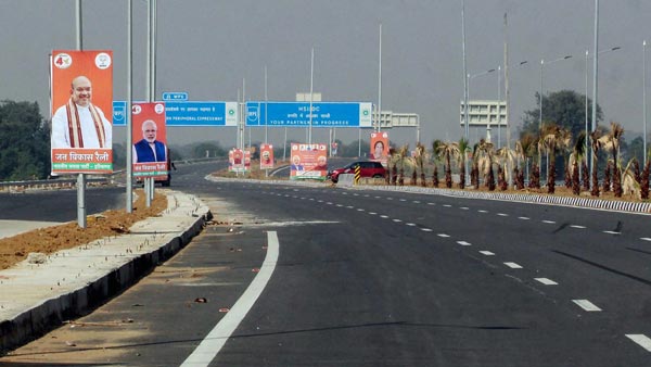 ಹೈವೇಗಳಲ್ಲಿ ಜಾಹೀರಾತು ನಿಷೇಧಿಸಿದ ಹೈಕೋರ್ಟ್