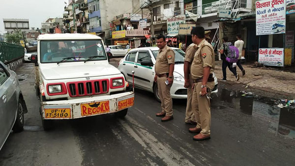 ಆಪರೇಷನ್ ಕ್ಲೀನ್ ಕಾರ್ಯಾಚರಣೆ ನಡೆಸಿದ ನೋಯ್ಡಾ ಪೊಲೀಸ್