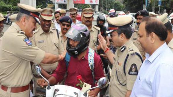 ಟ್ರಾಫಿಕ್ ರೂಲ್ಸ್ ಫಾಲೋ ಮಾಡಿದ್ರೆ ಸಿಗುತ್ತೆ ಸಿನಿಮಾ ಟಿಕೆಟ್, ಫುಡ್ ಕೂಪನ್..!