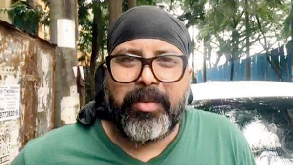 ಹೆಲ್ಮೆಟ್ ರಹಿತ ವಾಹನ ಚಾಲನೆ ಮಾಡಿದ್ದ ಕಾರು ಮಾಲೀಕನಿಗೆ ಕಾದಿತ್ತು ಶಾಕ್.!