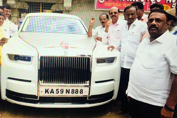 ರೋಲ್ಸ್ ರಾಯ್ಸ್ ಕಾರು ಖರೀದಿಗಾಗಿ ಹತ್ತಾರು ಕಠಿಣ ಪರೀಕ್ಷೆಗಳನ್ನು ಎದುರಿಸಿದ್ರು ಎಂಟಿಬಿ..!