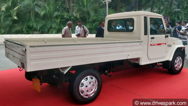 ಹೊಸ ವಿನ್ಯಾಸದ ಮಹೀಂದ್ರಾ ಬೊಲೆರೊ ಸಿಟಿ ಪಿಕ್-ಅಪ್ ಬಿಡುಗಡೆ