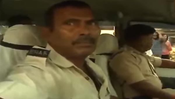 ಹೊಸ ಟ್ರಾಫಿಕ್ ರೂಲ್ಸ್ ಎಫೆಕ್ಟ್: ಪೊಲೀಸಪ್ಪನಿಗೆ ಬಿತ್ತು ಭಾರೀ ದಂಡ..!