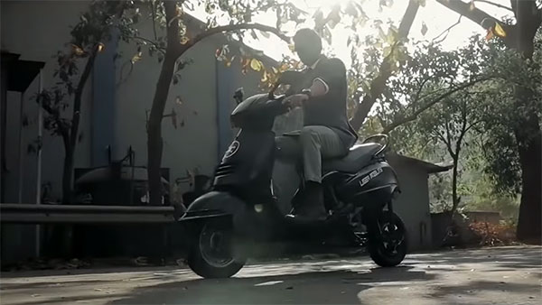 ತಳ್ಳಿದರೂ ಬೀಳದ ಸ್ಕೂಟರ್ಯಿದು..!