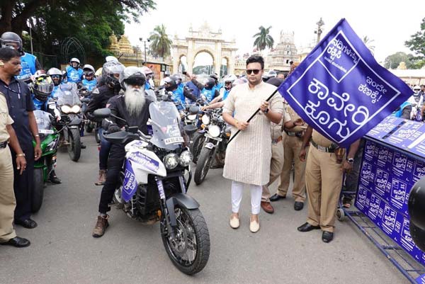 ಅಡ್ವೆಂಚರ್ ಬೈಕಿನಲ್ಲಿ ಹೊಸ ರ್ಯಾಲಿ ಶುರು ಮಾಡಿದ್ರು ಸದ್ಗುರು