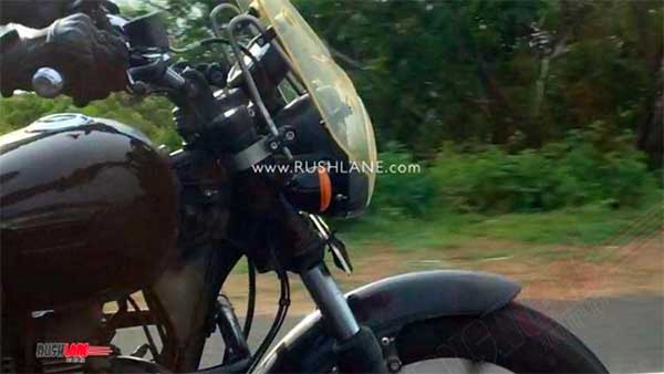 ಬಿಡಿಭಾಗಗಳೊಂದಿಗೆ ಸ್ಪಾಟ್ ಟೆಸ್ಟ್ ನಲ್ಲಿ ಕಂಡು ಬಂದ ಆರ್ಇ ಥಂಡರ್ಬರ್ಡ್ 350 ಎಕ್ಸ್