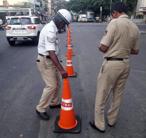 ಕೊನೆಗೂ ಭಾರೀ ದಂಡಕ್ಕೆ ಹೆದರಿದ ಬೆಂಗಳೂರಿನ ವಾಹನ ಸವಾರರು
