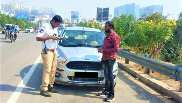 ಜಾತಿ ಸ್ಟಿಕ್ಕರ್ ಹೊಂದಿದ್ದ ವಾಹನಗಳಿಗೆ ಬಿತ್ತು ದಂಡ