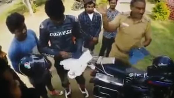 ಎಲ್ಲಾ ದಾಖಲೆಗಳಿದ್ದರೂ ಲಂಚಕ್ಕೆ ಬೇಡಿಕೆಯಿಟ್ಟ ಪೊಲೀಸಪ್ಪ..!