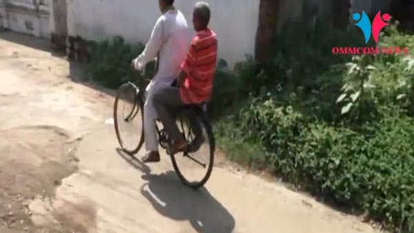 ಸೈಕಲ್ಲನ್ನು ಎಲೆಕ್ಟ್ರಿಕ್ ಬೈಕ್ ಆಗಿ ಬದಲಿಸಿದ ರೈತ..!