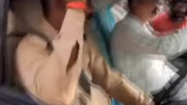 ಸಂಚಾರಿ ನಿಯಮ ಉಲ್ಲಂಘಿಸಿದ ಆರ್ಟಿಒ ಅಧಿಕಾರಿಗೆ ಸಾರ್ವಜನಿಕರಿಂದ ಕ್ಲಾಸ್