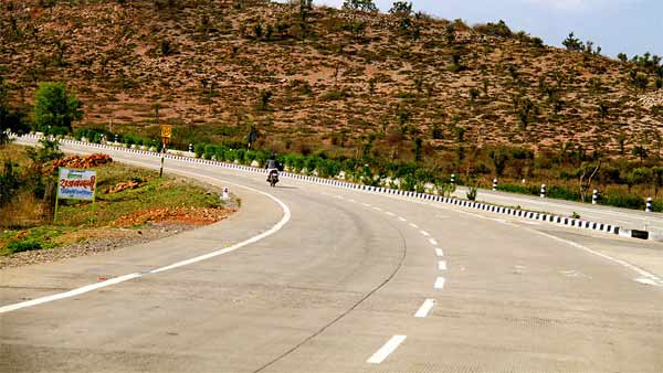 ಎಕ್ಸ್ ಪ್ರೆಸ್ವೇ ಸುರಕ್ಷತೆಗಾಗಿ ಸ್ವಂತ ಹಣ ಬಳಸಿದ ನಟನ ಸಹೋದರ