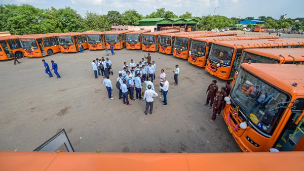 ಶೀಘ್ರದಲ್ಲೇ ರಸ್ತೆಗಿಳಿಯಲಿವೆ ನೀಲಿ ಬಣ್ಣದ ಬಸ್ಸುಗಳು
