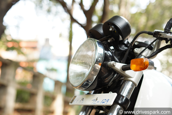 ಹೊಸ ರಾಯಲ್ ಎನ್ಫೀಲ್ಡ್ ಬೈಕ್ ಖರೀದಿಸಿದ ಬಾಲಿವುಡ್ ನಟ