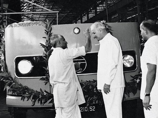 ದೇಶದ ಜನಪ್ರಿಯ ಕಾರ್ ಬ್ರಾಂಡ್ ಆಗಿ ಮಿಂಚುತ್ತಿರುವ ಟಾಟಾ ಯಶಸ್ವಿ ಹಿಂದಿನ ಕಾರಣವೇನು?