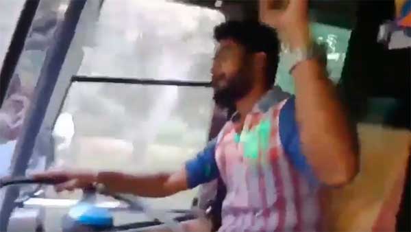 ಟಿಕ್ ಟಾಕ್ ವೀಡಿಯೊ ಮಾಡಿ ಅಮಾನತುಗೊಂಡ ಡ್ರೈವರ್..!