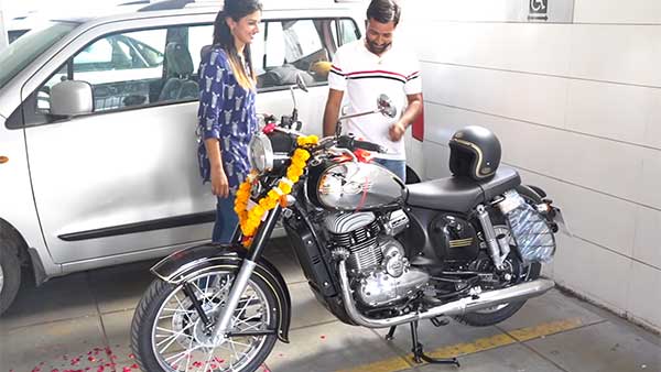 ಗಂಡನಿಗೆ ಸರ್ಪ್ರೈಸ್ ಗಿಫ್ಟ್ ನೀಡಿದ ಹೆಂಡತಿ..!