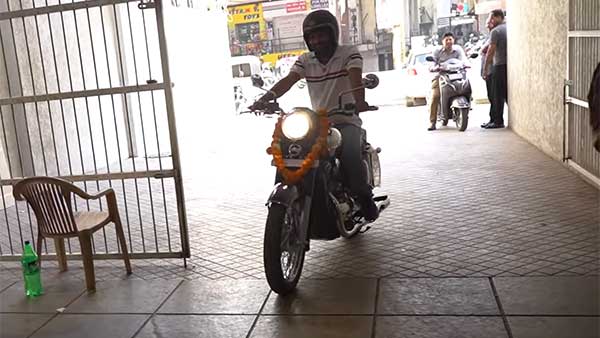ಗಂಡನಿಗೆ ಸರ್ಪ್ರೈಸ್ ಗಿಫ್ಟ್ ನೀಡಿದ ಹೆಂಡತಿ..!
