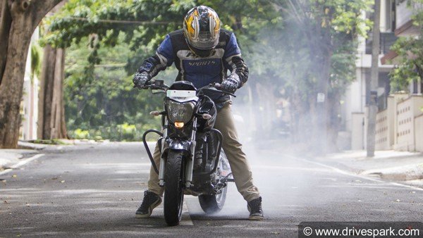 ಬೈಕ್ ಟಯರ್ ಬದಲಿಸುವ ಮುನ್ನ ಇವುಗಳನ್ನು ಗಮನಿಸಿ