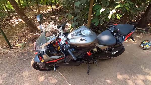 ಕರೋನಾದಿಂದ ಬೈಕ್ ಕಳೆದುಕೊಂಡ ಯುವಕನಿಗೆ ಸರ್ ಪ್ರೈಸ್ ಗಿಫ್ಟ್ ನೀಡಿದ ಟಿವಿಎಸ್