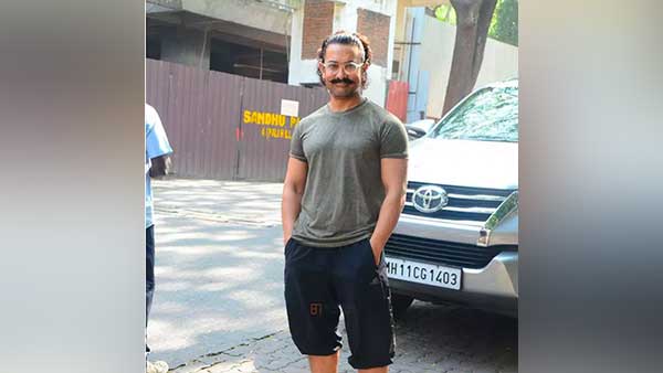 ಸಾಧಾರಣ ಕಾರುಗಳಲ್ಲಿ ಓಡಾಡುವ ಖ್ಯಾತ ನಟರಿವರು..!