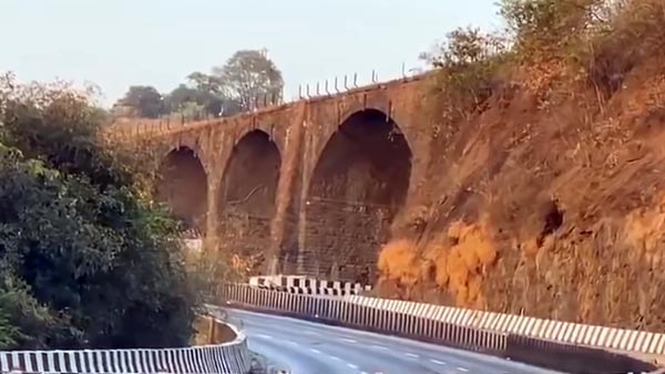 ನೆಲಸಮವಾಯ್ತು 190 ವರ್ಷ ಹಳೆಯ ಸೇತುವೆ