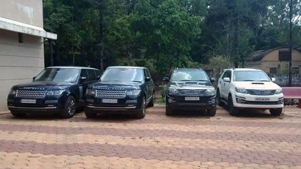 ಲಾಕ್ಡೌನ್ ಉಲ್ಲಂಘನೆ: ಐಷಾರಾಮಿ ಕಾರುಗಳನ್ನು ವಶಪಡಿಸಿಕೊಂಡ ಪೊಲೀಸರು