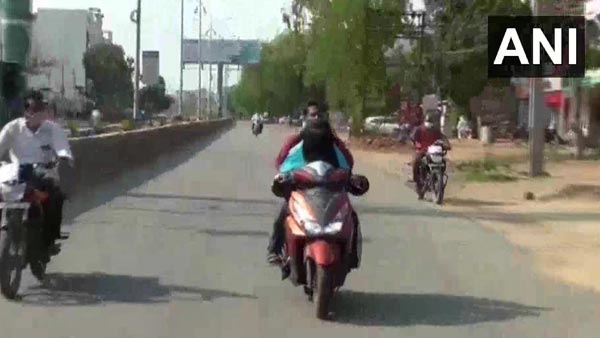 ಮಗನಿಗಾಗಿ 1400 ಕಿ.ಮೀ ಪ್ರಯಾಣಿಸಿದ ತಾಯಿ