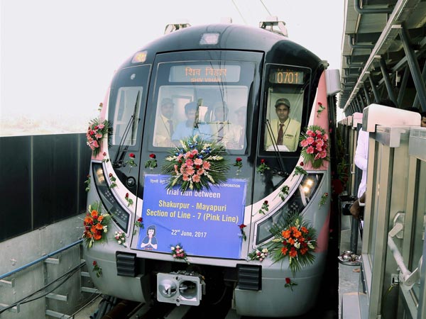 ಲಾಕ್ಡೌನ್ ನಂತರದ ಸೇವೆಗೆ ಸಿದ್ದರಾಗುತ್ತಿರುವ ಮೆಟ್ರೋ ಸಿಬ್ಬಂದಿ