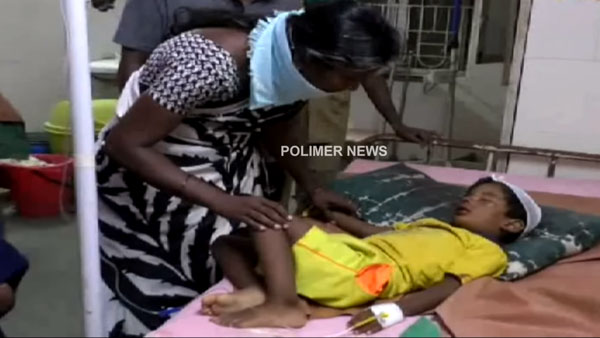 ಲಾಕ್ಡೌನ್ ಸಡಿಲಿಕೆ: ಕುಡಿದ ಮತ್ತಿನಲ್ಲಿ ಮಗನನ್ನೇ ಕೆಳಕ್ಕೆ ಕೆಡವಿದ ಪಾಪಿ ತಂದೆ