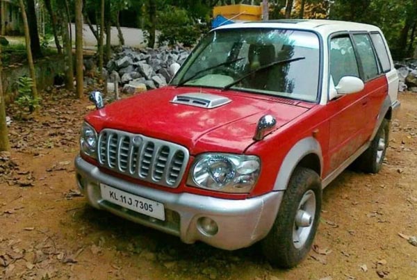 ಮೂರು ಎಸ್ಯುವಿ ಬಿಡಿಭಾಗಗಳಿಂದ ರೆಡಿಯಾದ ವಿಶಿಷ್ಟ ಎಸ್ಯುವಿಯಿದು