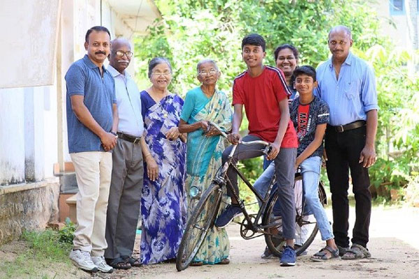 ನಾಲ್ಕು ತಲೆಮಾರುಗಳಿಂದ ಈ ಸೈಕಲ್ ಈ ಕುಟುಂಬದ ನೆಚ್ಚಿನ ವಾಹನ