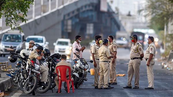 ಕರೋನಾ ವೈರಸ್ ಆರ್ಭಟ ಹಿನ್ನೆಲೆ: ಎರಡು ಕಿ.ಮೀಗೂ ಹೆಚ್ಚಿನ ಪ್ರಯಾಣಕ್ಕೆ ಬಿತ್ತು ಬ್ರೇಕ್